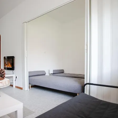 ゲストハウス Dunakanyar, Szentendrei Sziget Szamoca Vendeghaz Horany Telen Nyaron