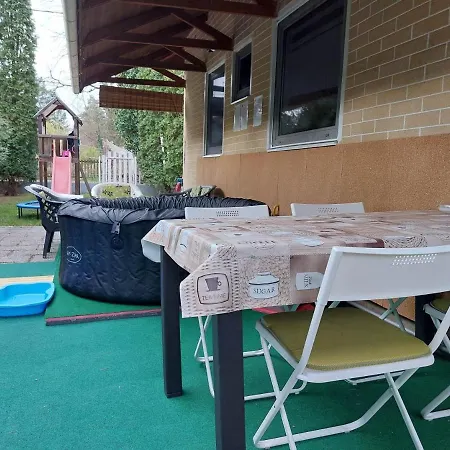 Szamóca Horány Télen Nyáron 3*