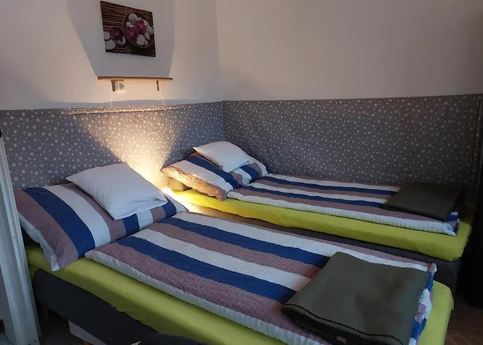 Dunakanyar, Szentendrei Sziget Szamoca Vendeghaz Horany Telen Nyaron 3*
